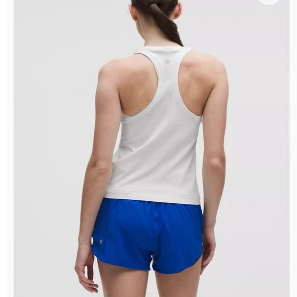 Lululemon Swiftly Tech Racerback Tank Top 2.0 Waist Length in white size 2 - Picture 1 of 9